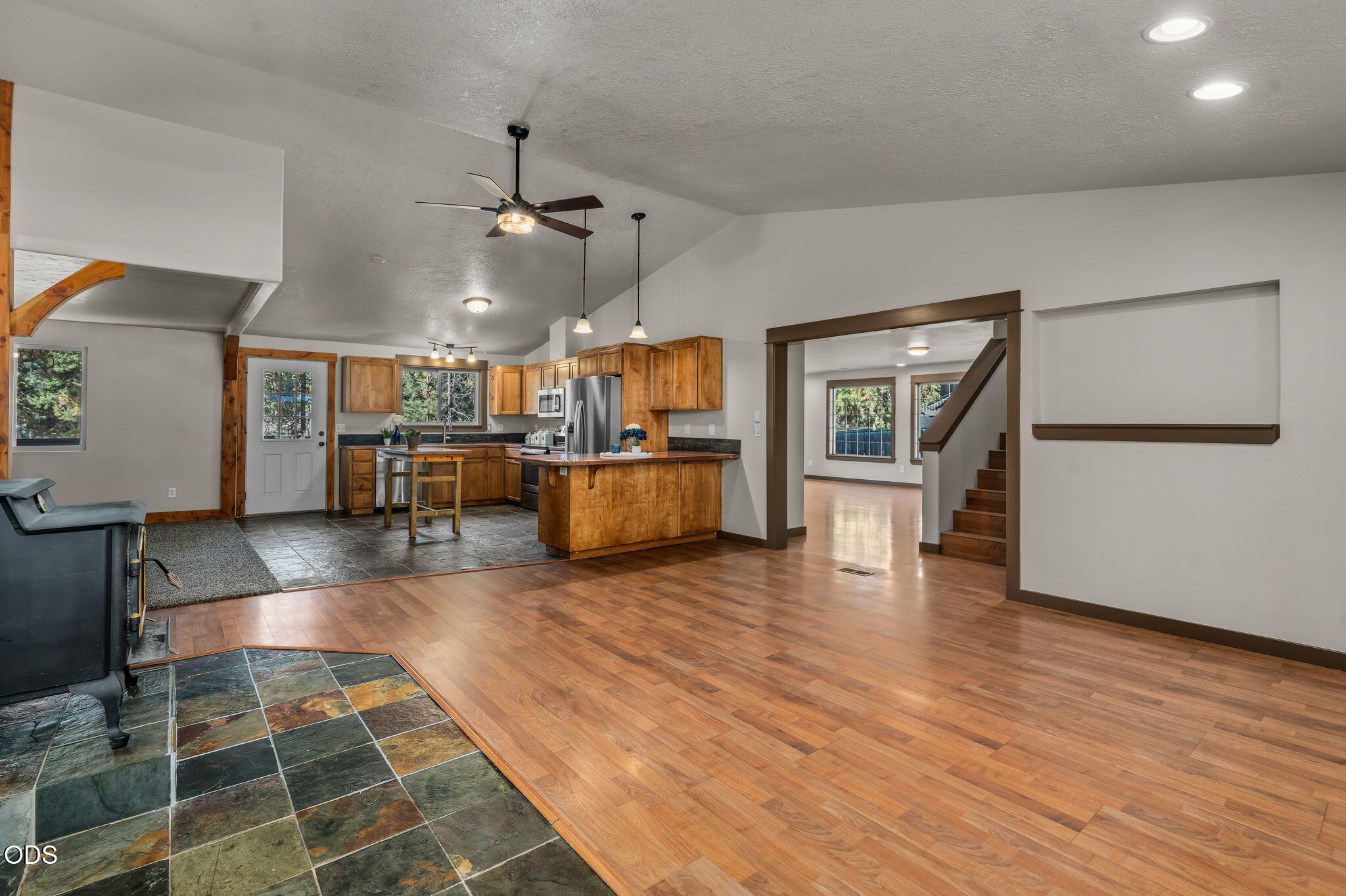 17065 Oxnard Road Bend, OR 97707 - Photo 36 of 49