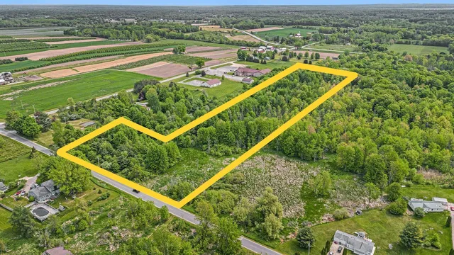 $75,000 | 11298 South Gordon Avenue, Grant, MI 49327