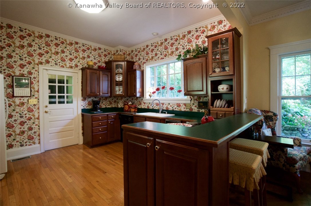 16 Terrace Road Charleston, WV 25314 - Photo 7 of 30 Gallery Image 7