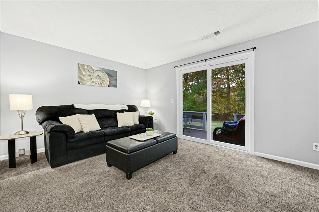 822 Maple Brook Road, Unit 822 Bellingham, MA 02019 - Photo 17 of 41 Gallery Image 17