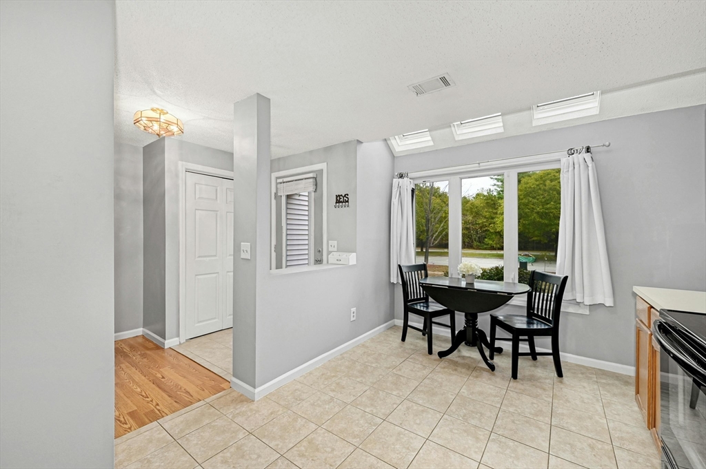 822 Maple Brook Road, Unit 822 Bellingham, MA 02019 - Photo 10 of 41 Gallery Image 10