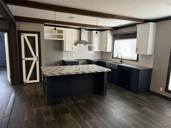 $259,900 | 20733 Joe Paul Lane, Chandler, TX 75758