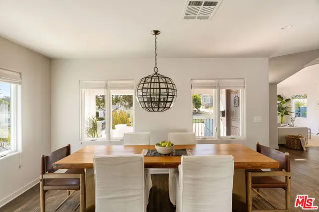 $9,000 | 6017 West 75th Street, Los Angeles, CA 90045