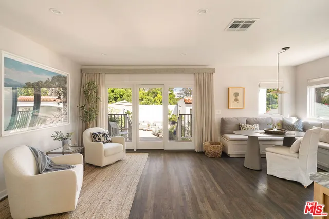 $9,000 | 6017 West 75th Street, Los Angeles, CA 90045