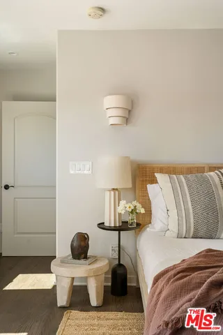 $9,000 | 6017 West 75th Street, Los Angeles, CA 90045