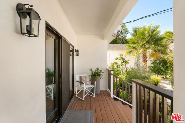 $9,000 | 6017 West 75th Street, Los Angeles, CA 90045