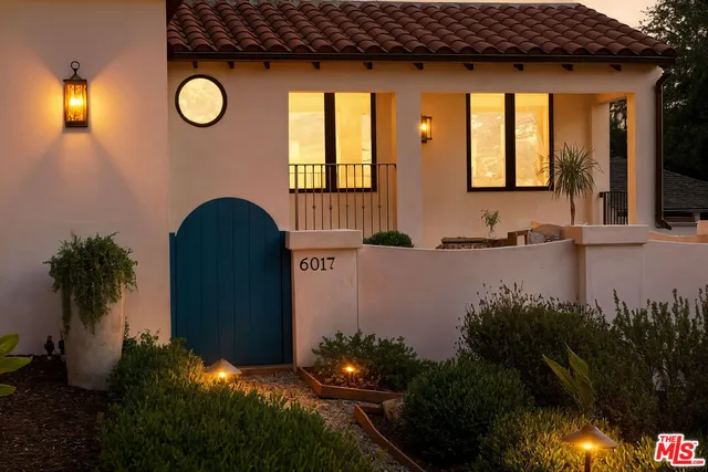 $9,000 | 6017 West 75th Street, Los Angeles, CA 90045