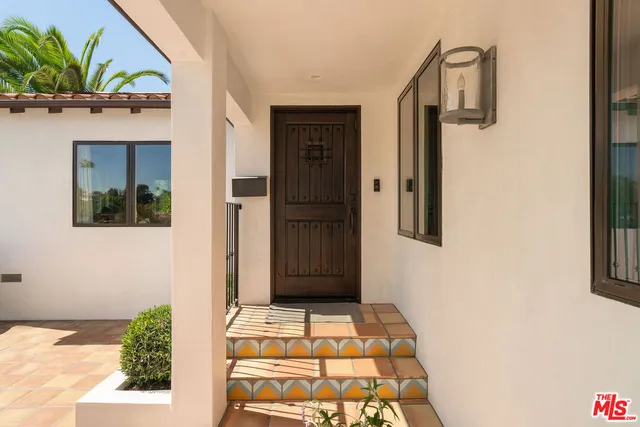 $9,000 | 6017 West 75th Street, Los Angeles, CA 90045