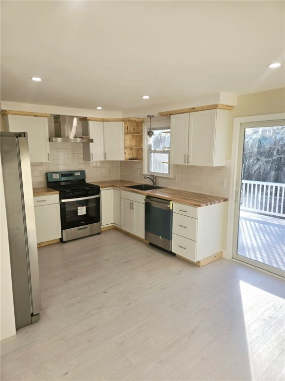 71 Border Street West Warwick, RI 02893 - Photo 3 of 10