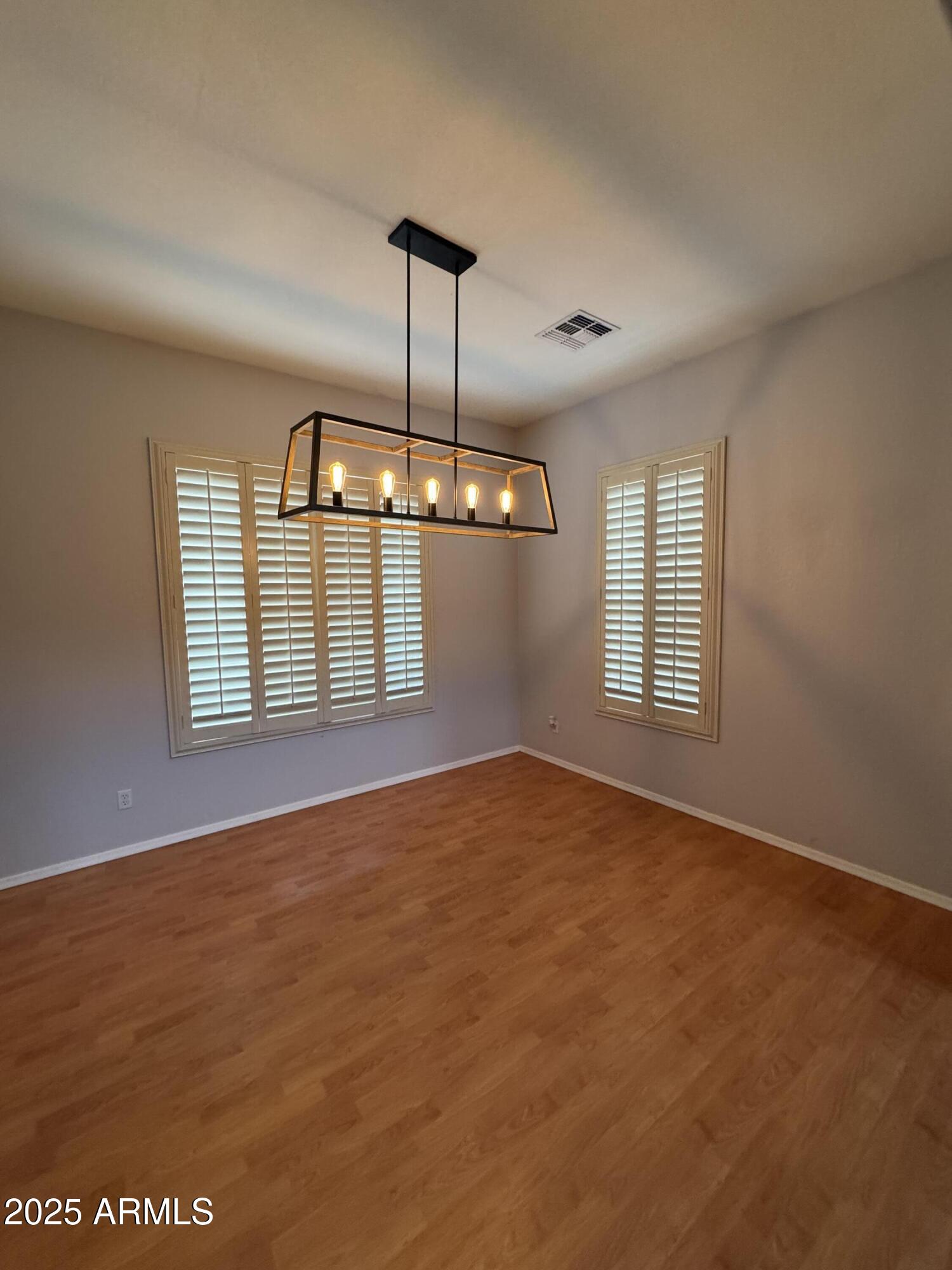 1155 West Laredo Avenue Gilbert, AZ 85233 - Photo 7 of 77 IMG_5091