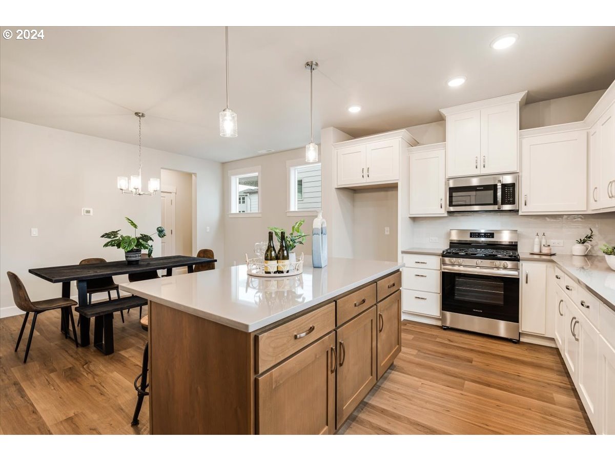 18030 Southwest Barrows Road Beaverton, OR 97007 - Photo 14 of 34 Gallery Image 14