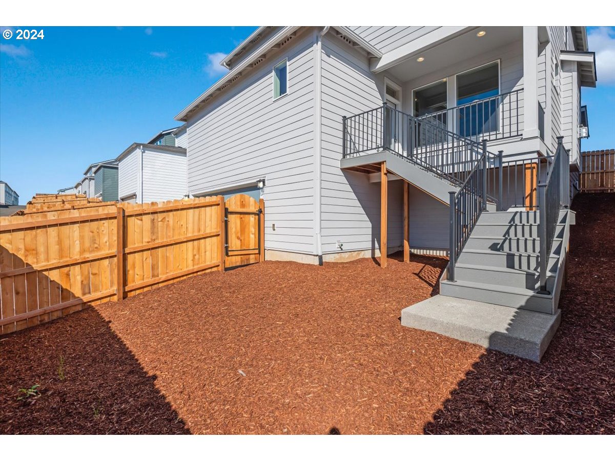 18030 Southwest Barrows Road Beaverton, OR 97007 - Photo 23 of 34 Gallery Image 23