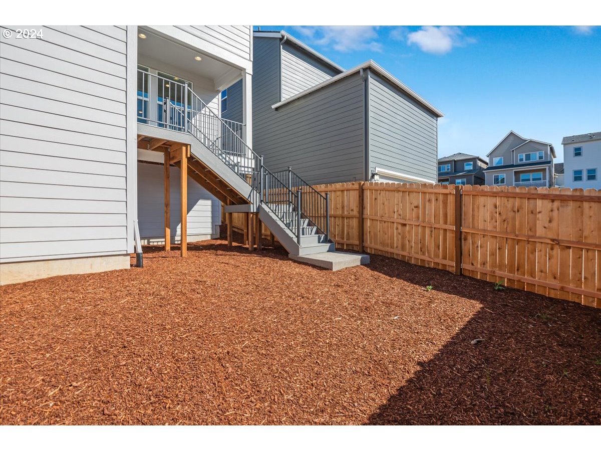 18030 Southwest Barrows Road Beaverton, OR 97007 - Photo 24 of 34 Gallery Image 24