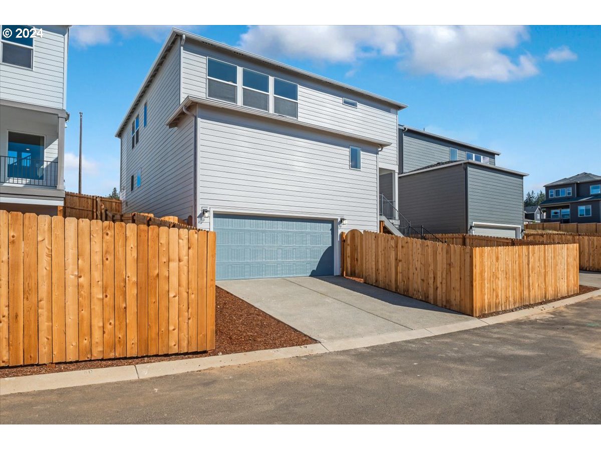 18030 Southwest Barrows Road Beaverton, OR 97007 - Photo 25 of 34 Gallery Image 25