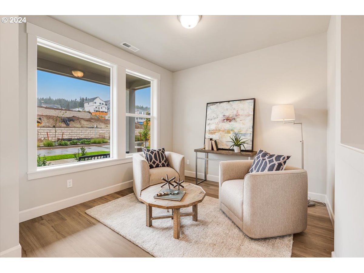 18030 Southwest Barrows Road Beaverton, OR 97007 - Photo 3 of 34 Gallery Image 3