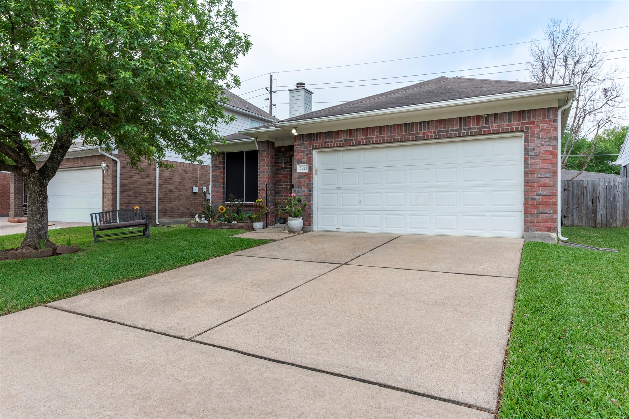 2923 Rising Sun Road Katy, TX 77449 - Photo 2 of 25