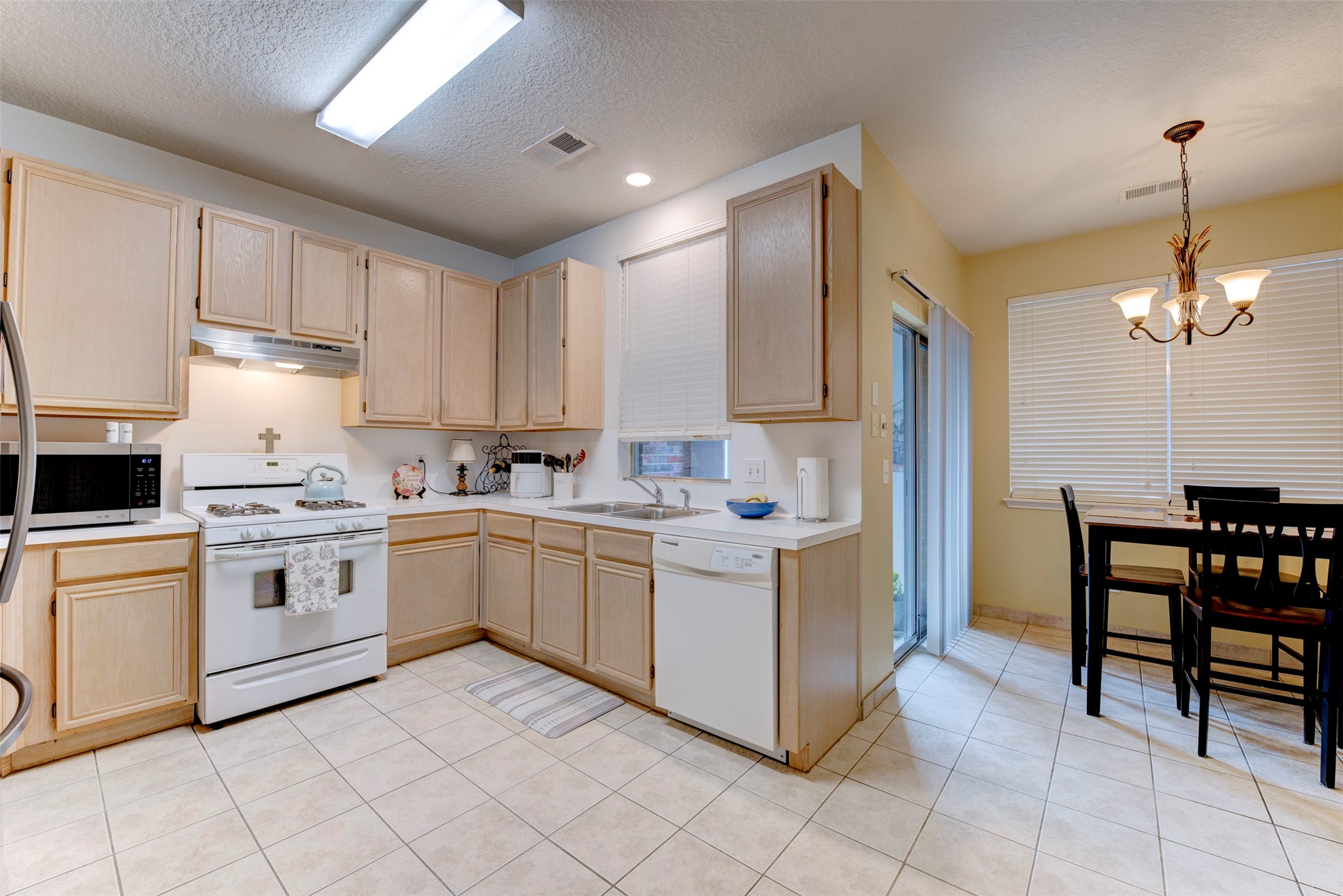 2923 Rising Sun Road Katy, TX 77449 - Photo 10 of 25