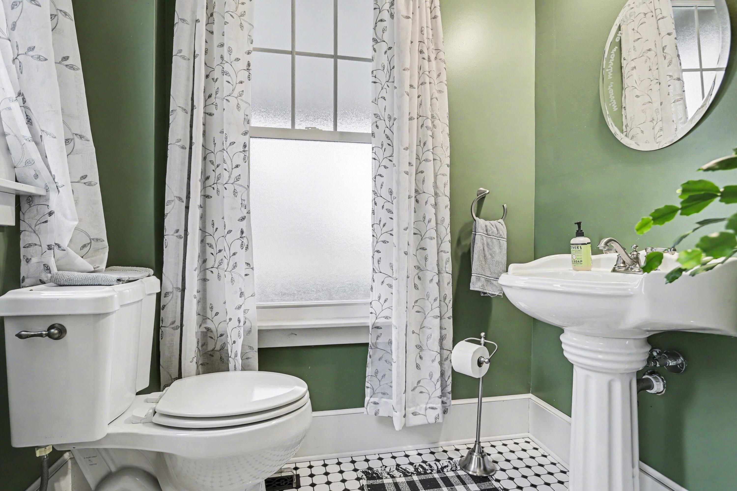 707 East Street Three Rivers, MI 49093 - Photo 14 of 33 008_file_9736