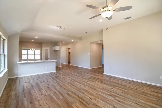 $369,900 | 1317 Oak Valley, Denton, TX 76209