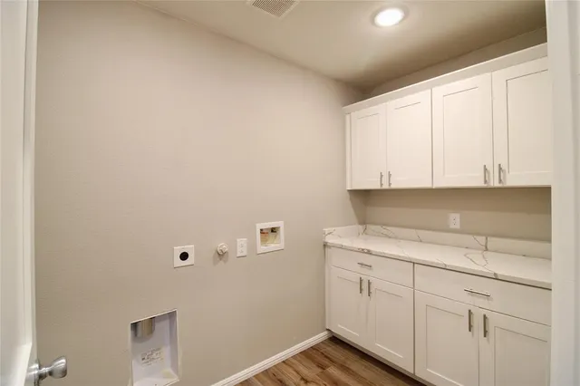 $369,900 | 1317 Oak Valley, Denton, TX 76209