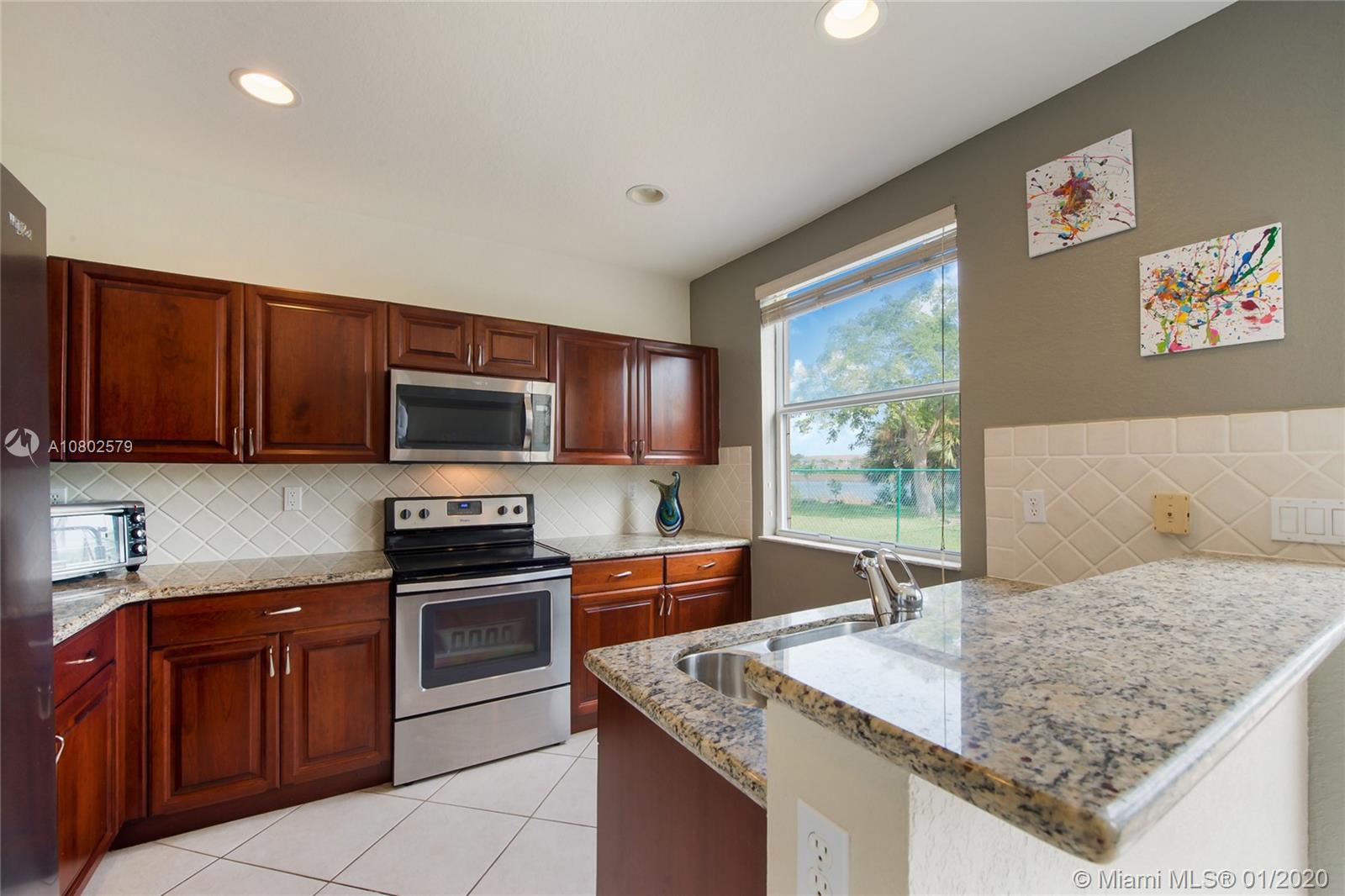 1537 Southeast 20th Road Homestead, FL 33035 - Photo 5 of 15