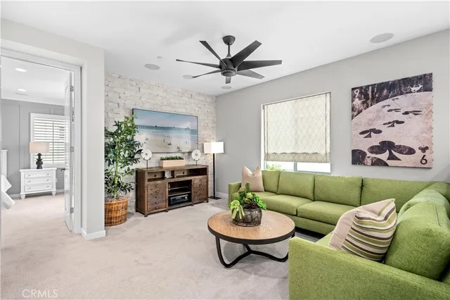 $1,525,000 | 419 Aura Drive, Costa Mesa, CA 92626