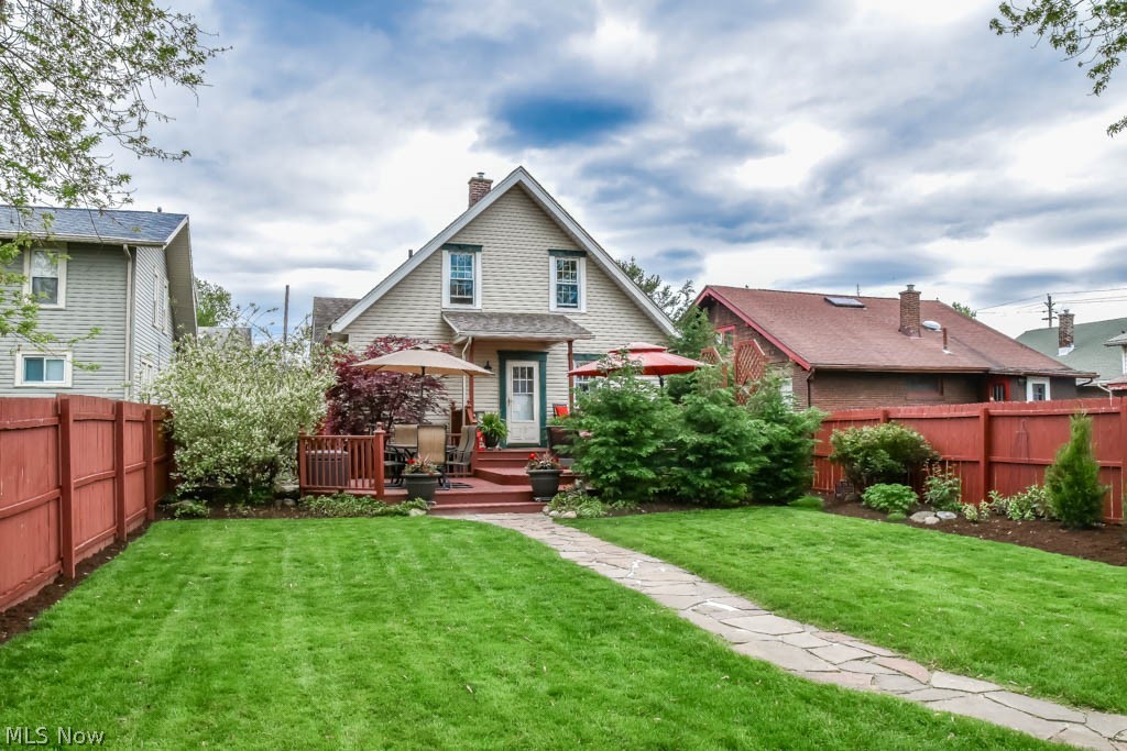 2707 10th Street Northwest Canton, OH 44708 - Photo 2 of 34 Rear exterior with an amazing backyard!