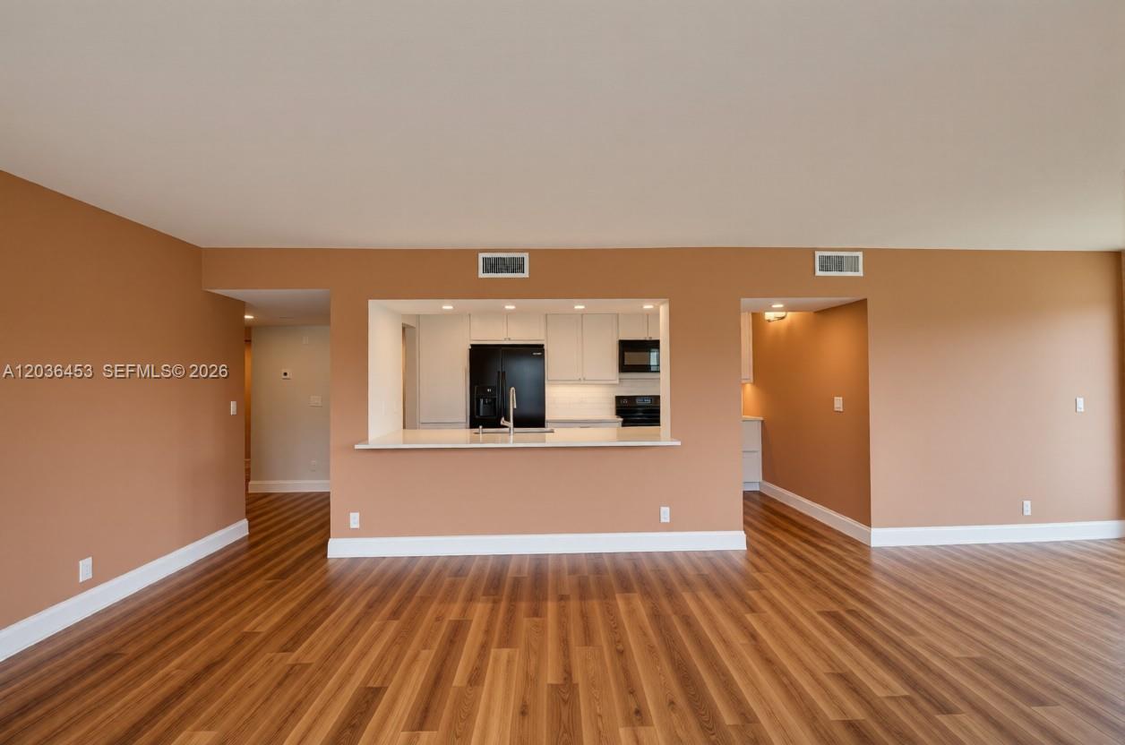 799 Jeffery Street Boca Raton, FL 33487 - Photo 10 of 15