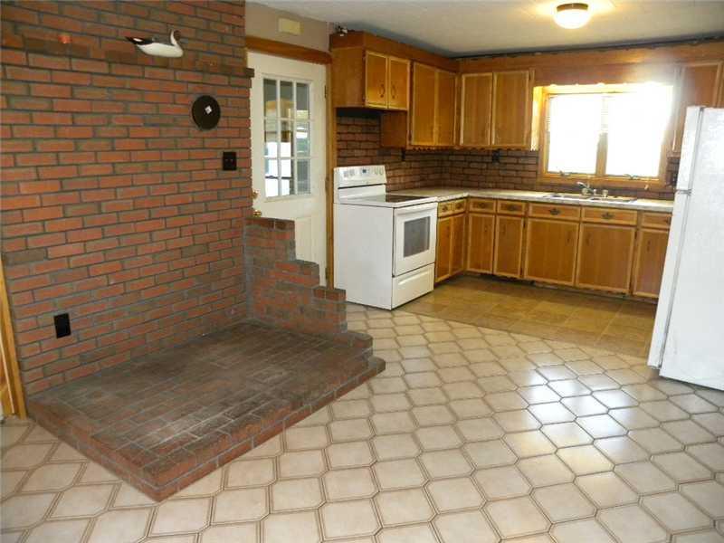 774 Stackpole Road Durham, ME 04222 - Photo 9 of 21 Kitchen.