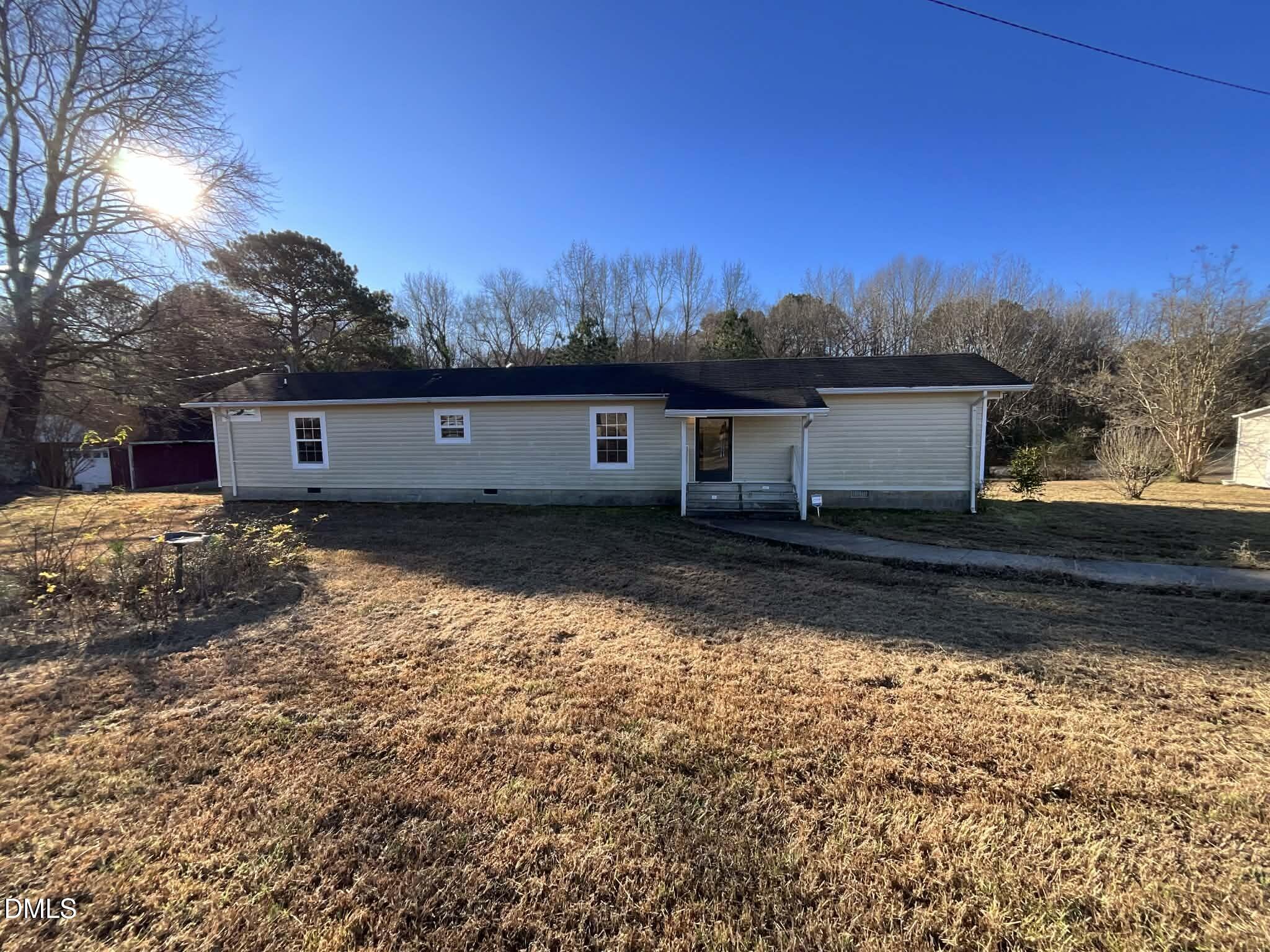 30 Sutton Road Louisburg, NC 27549 - Photo 2 of 15 5f988499-cfd0-4f33-94b3-898461046323