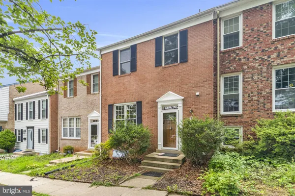$3,200 | 606 Northcliffe Drive, Rockville, MD 20850