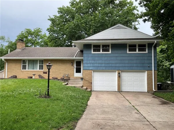 $365,000 | 3706 North Grand Avenue, Kansas City, MO 64116