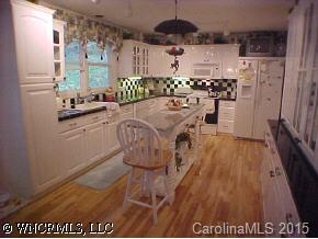 100 Chestnut Cove Road Brevard, NC 28712 - Photo 5 of 9 Gallery Image 5