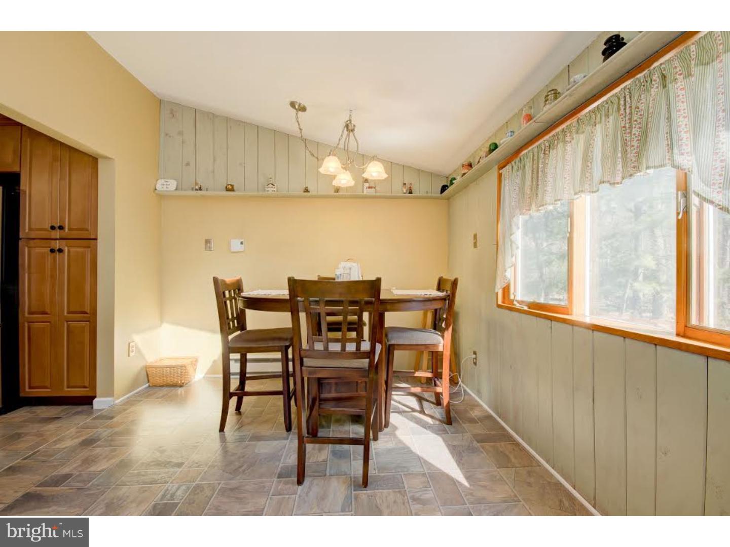 265 Hopewell Road Medford, NJ 08055 - Photo 10 of 18 Breakfast Room