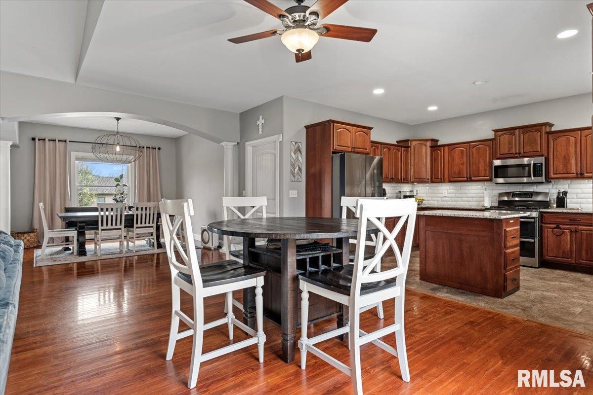 4800 Longfellow Drive Springfield, IL 62711 - Photo 10 of 44 Gallery Image 10