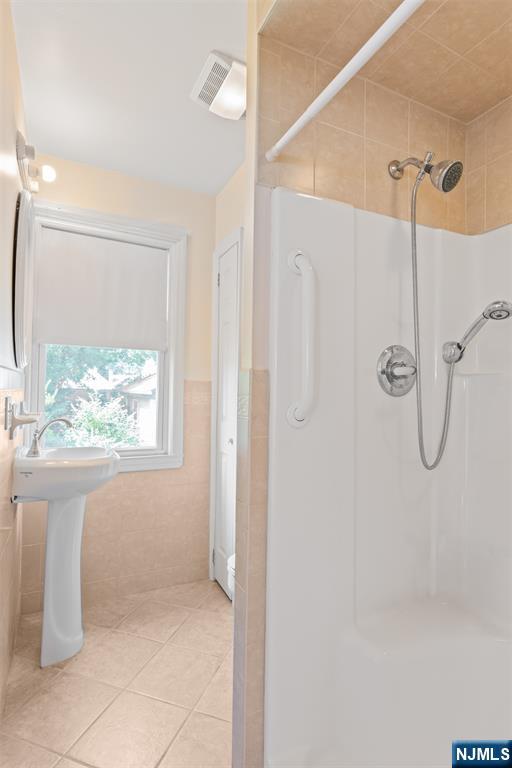 446 Marlboro Road Wood-Ridge, NJ 07075 - Photo 9 of 30