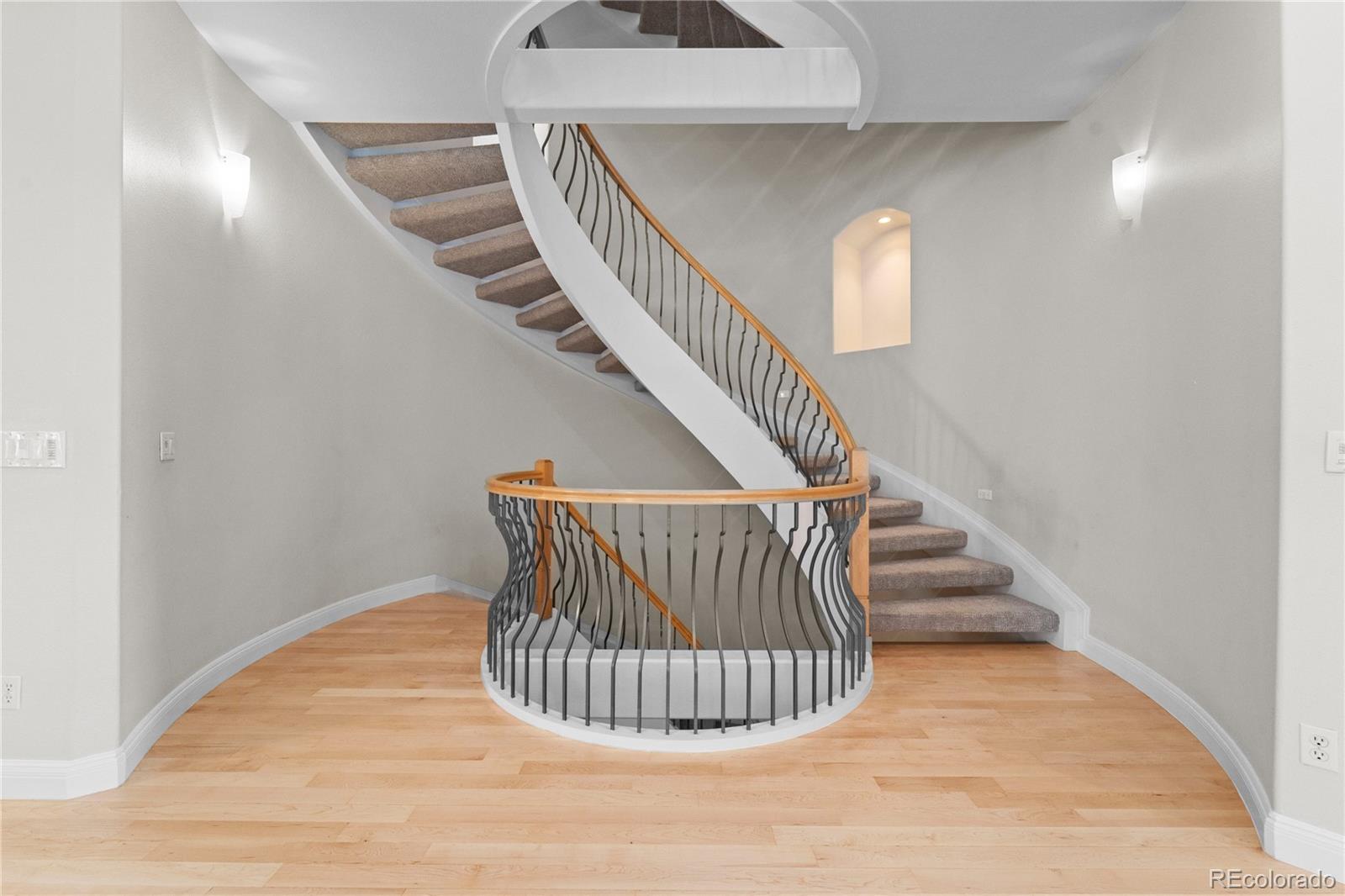 465 Madison Street Denver, CO 80206 - Photo 5 of 40 a view of entryway