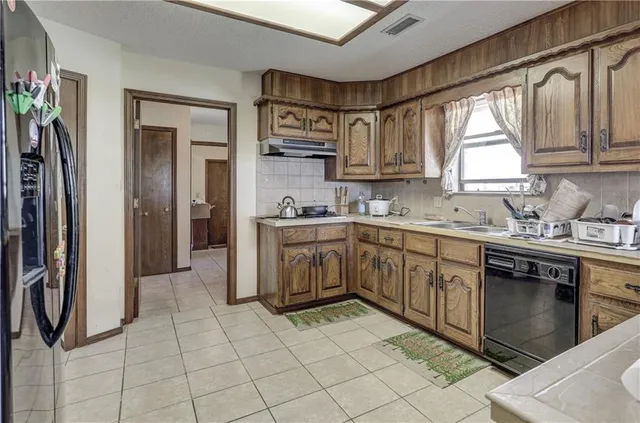 $275,000 | 2301 South Stilwell Street, Pittsburg, KS 66762