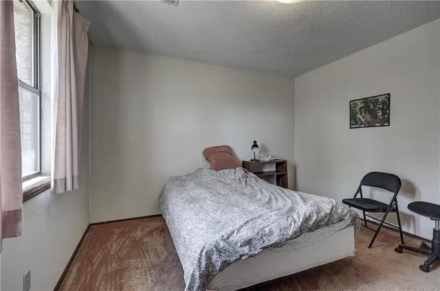 $275,000 | 2301 South Stilwell Street, Pittsburg, KS 66762