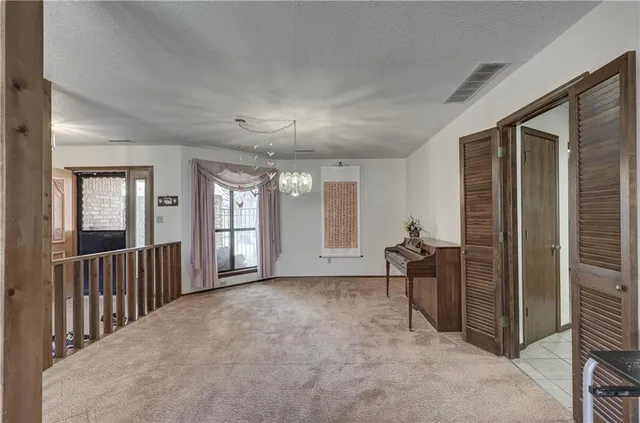 $275,000 | 2301 South Stilwell Street, Pittsburg, KS 66762