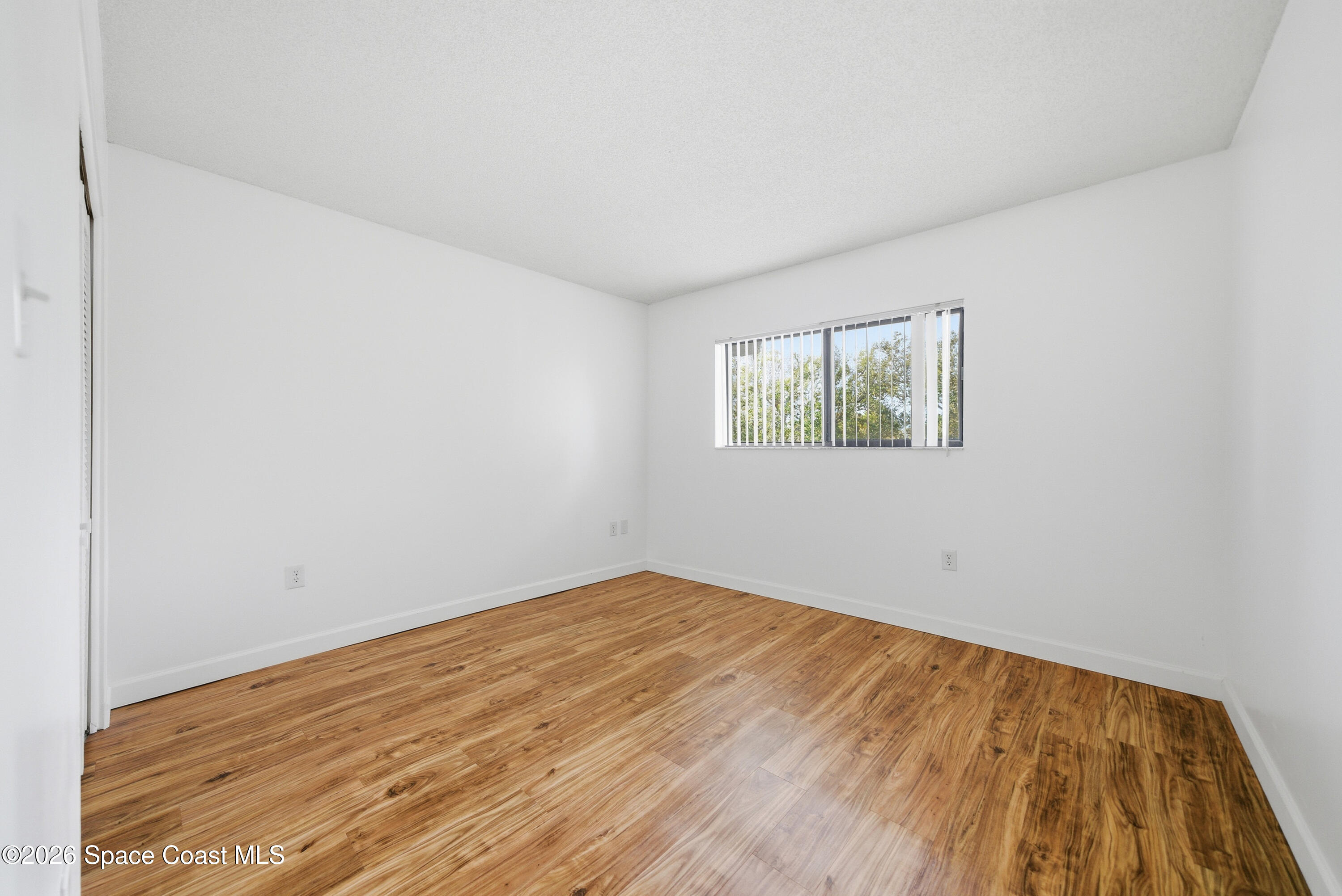6850 Highway 1, Unit 5204 Grant, FL 32949 - Photo 23 of 33 wooden floor in a room