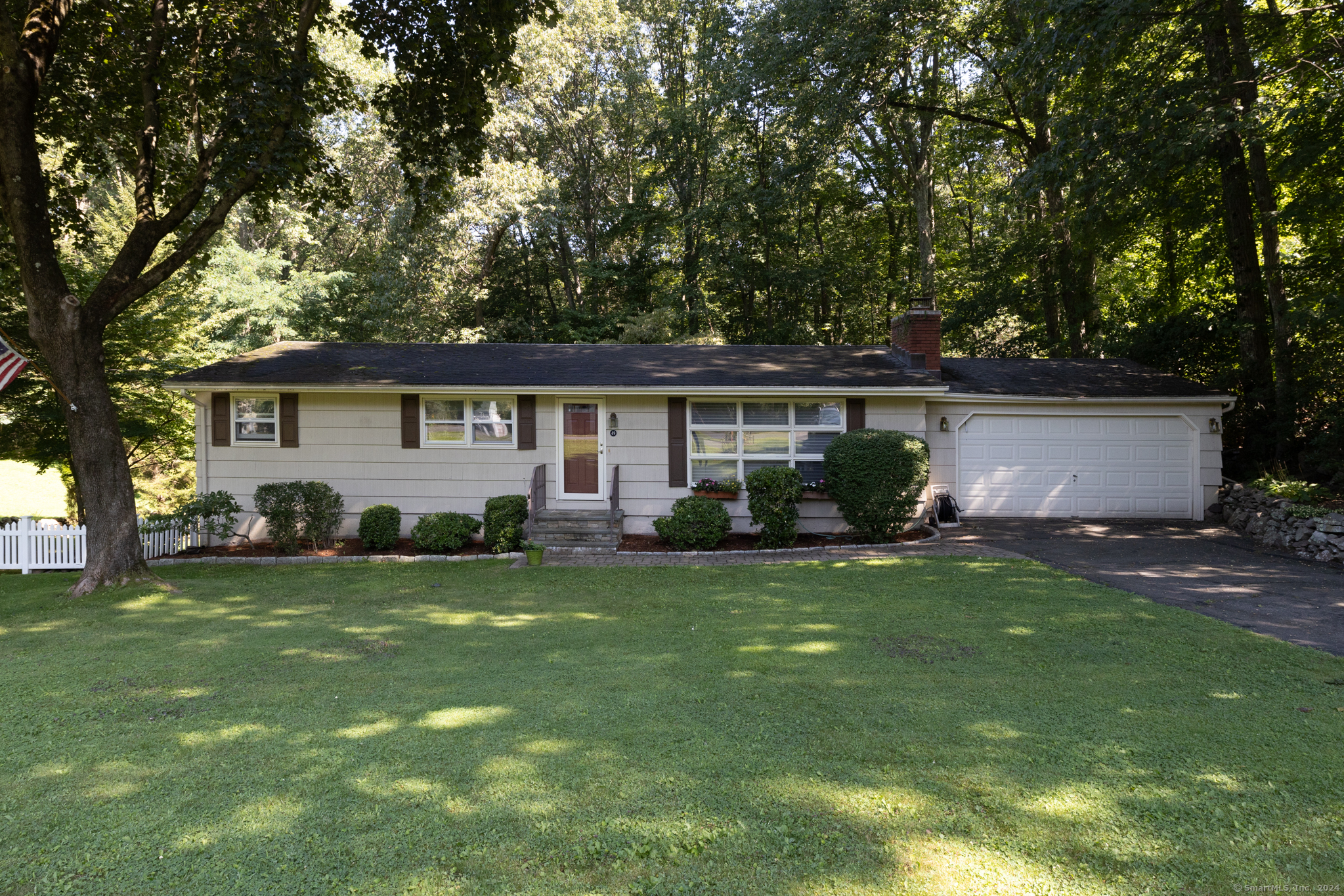 49 Troiano Road Hamden, CT 06518 - Photo 1 of 1