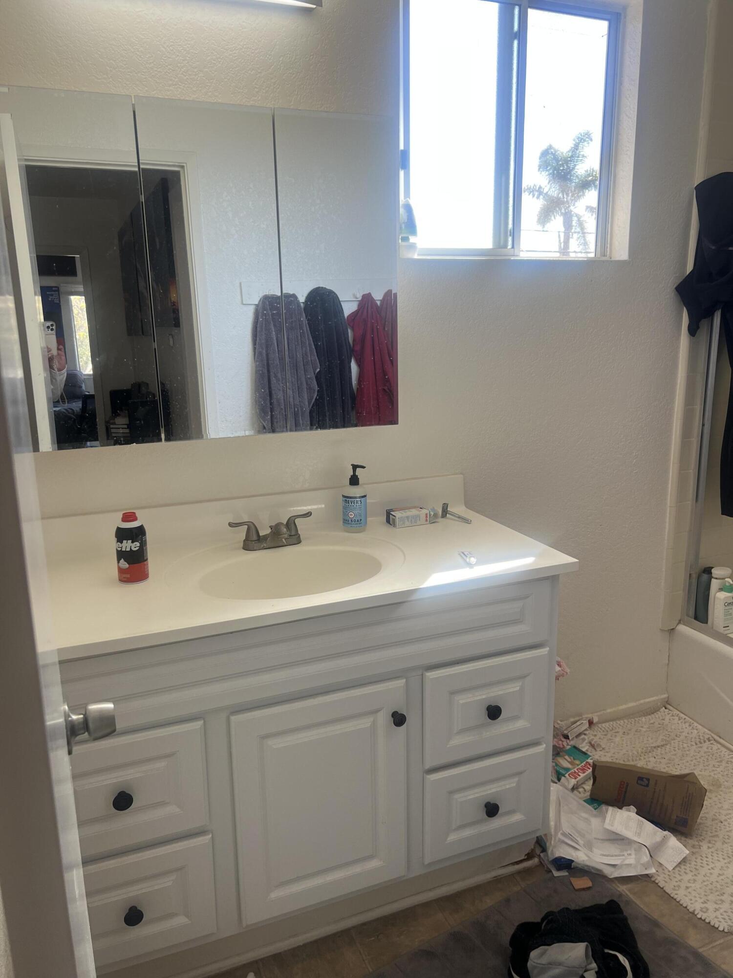 6714 Pasado Road Goleta, CA 93117 - Photo 36 of 38 Pasado Upstairs Bath 3a