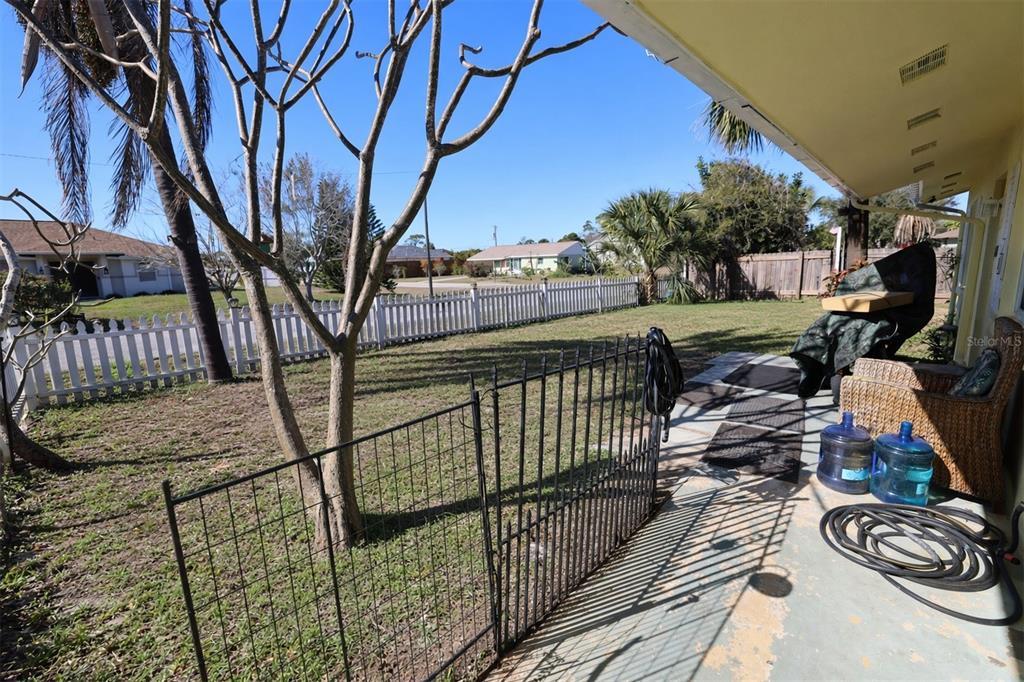4915 Bonita Road Venice, FL 34293 - Photo 8 of 9 Gallery Image 8