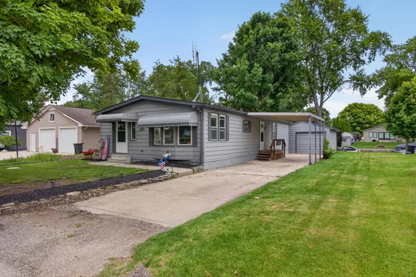$274,900 | 2550 Dardy Drive, Brooklyn, MI 49230