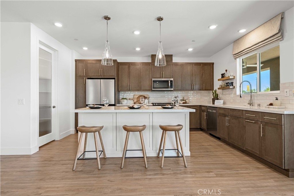 3329 Emerald Lane Lancaster, CA 93535 - Photo 3 of 10