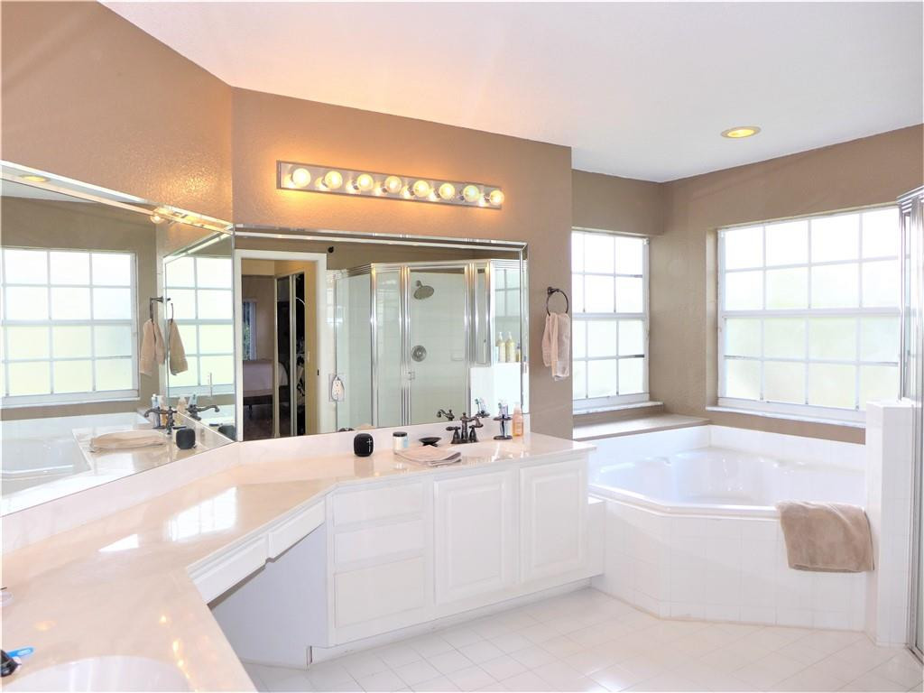 9795 Ridge Trace Davie, FL 33328 - Photo 36 of 41 Photo 37