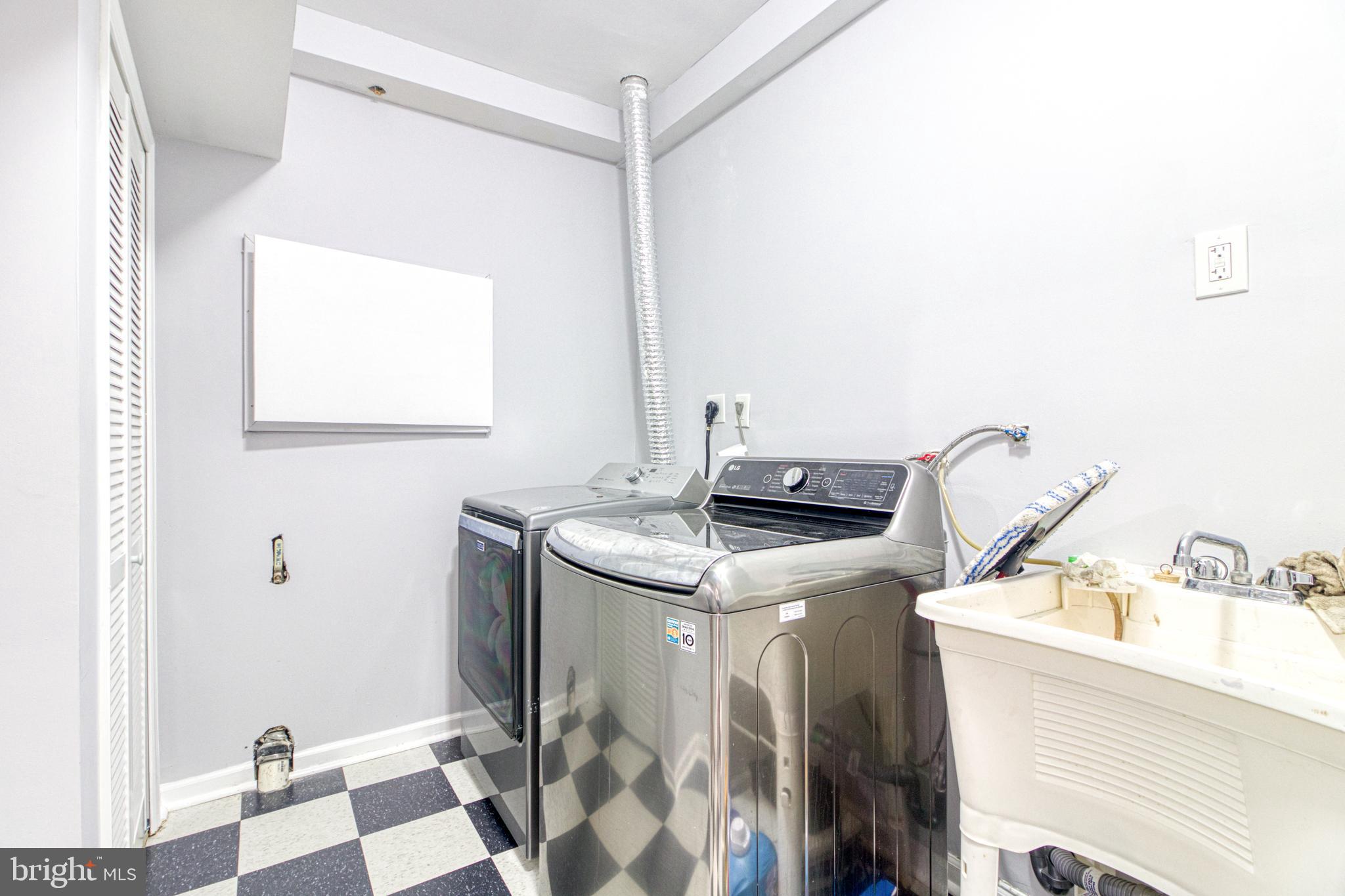 1327 Smith Village Road Silver Spring, MD 20904 - Photo 29 of 33 Big energy efficient laundry machines