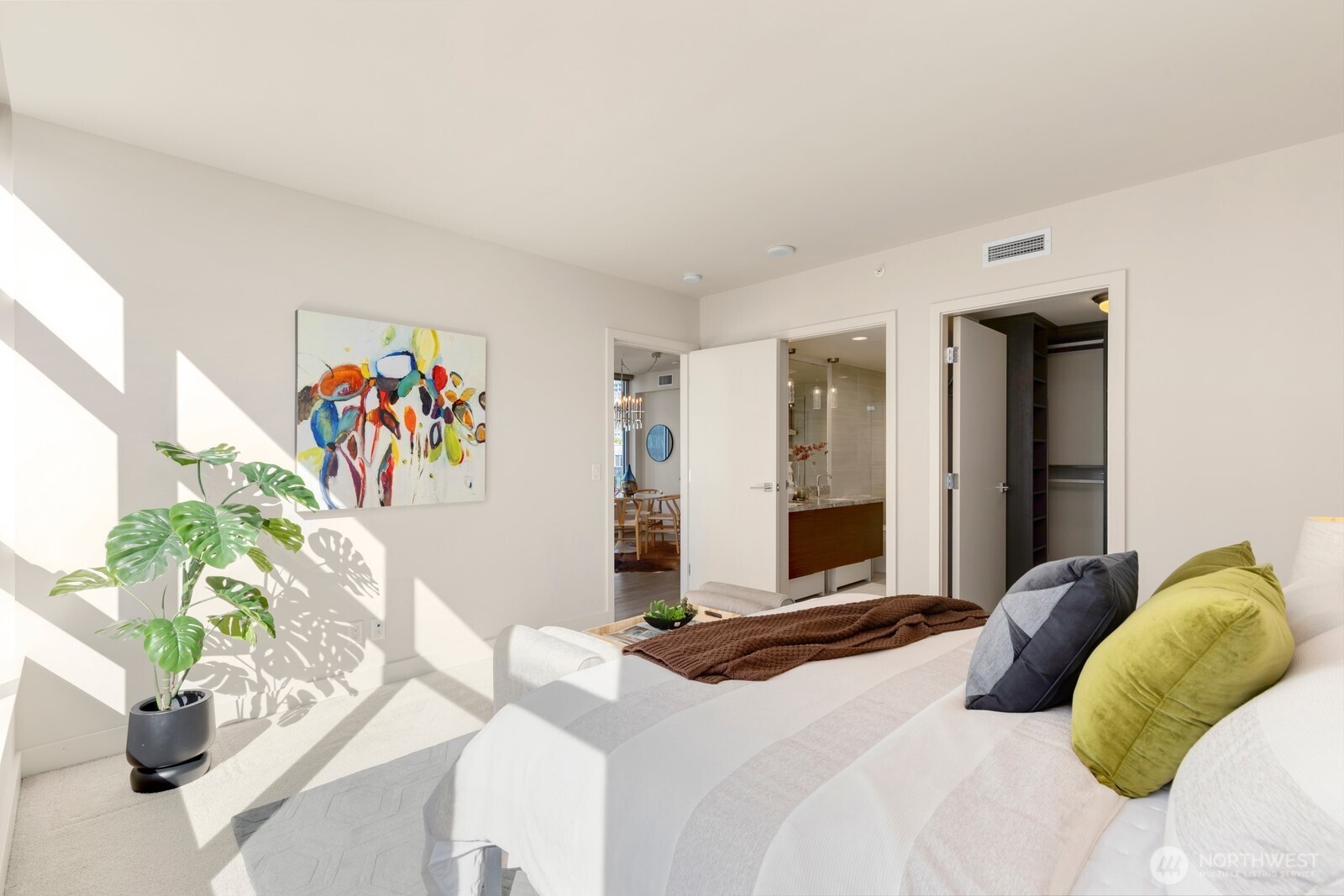 588 Bell Street, Unit 2102S Seattle, WA 98121 - Photo 14 of 37