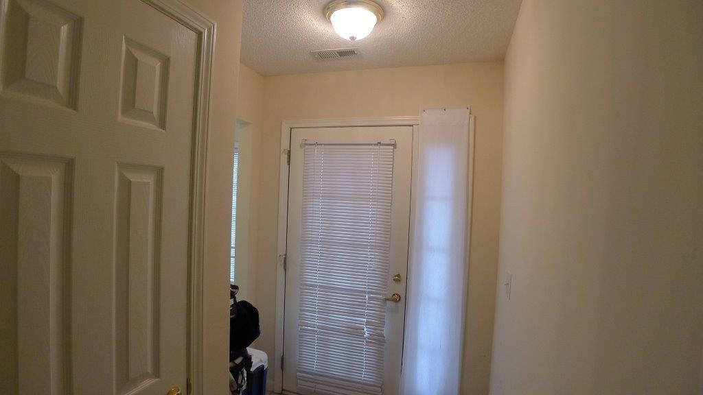 11370 Clubhaven Place, Unit 101 Raleigh, NC 27617 - Photo 4 of 18 Gallery Image 4